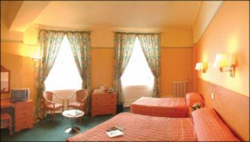 Hotel The Grand